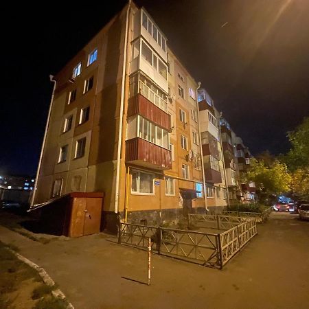1-комн. квартира целиком Интернациональная 32 с гостиничным сервисом Петропавловськ Екстер'єр фото
